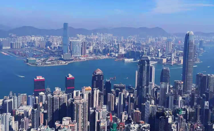 在香港的内地人士要在大陆买房怎么办理授权委托书公证？